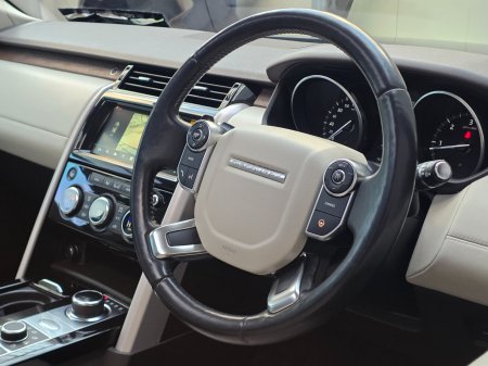 2017 Land Rover Discovery - photo 17