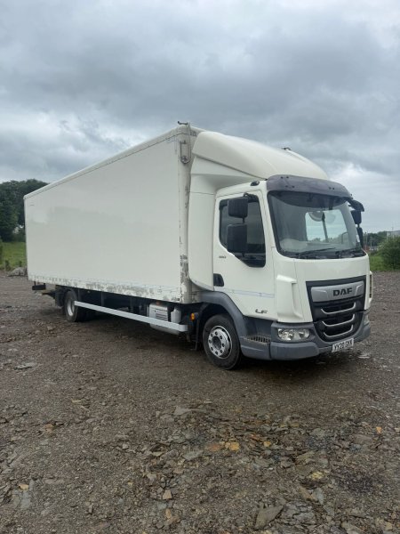 2020 DAF LF180 - photo 2