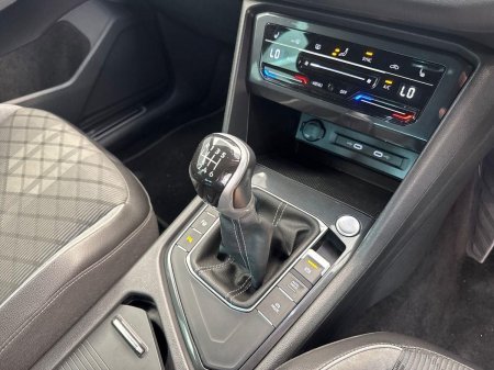 2023 Volkswagen Tiguan - photo 15