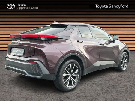 2024 Toyota C-HR - photo 2