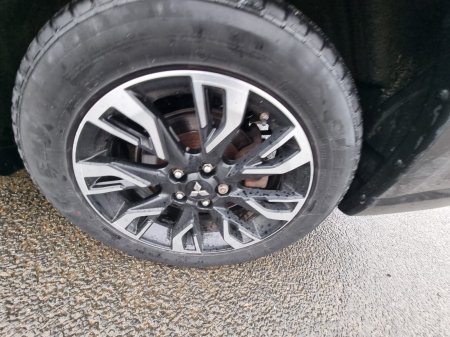2017 Mitsubishi Outlander - photo 21