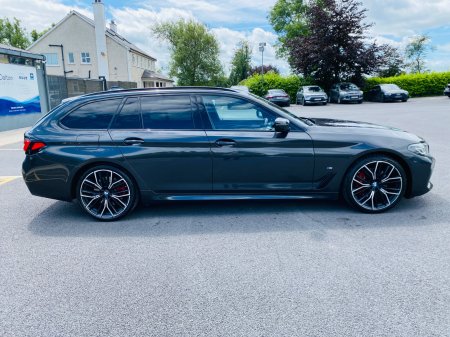 2023 BMW 5-Series - photo 4