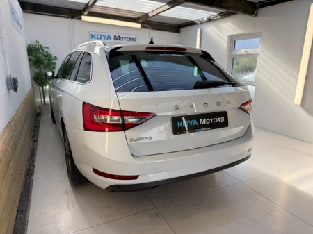 2022 Skoda Superb - photo 15