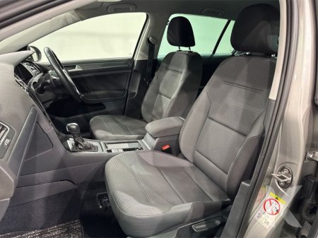 2020 Volkswagen Golf - photo 19