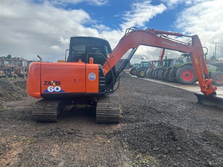 0 HITACHI 