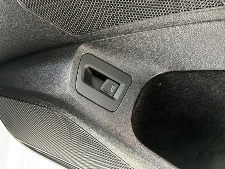 2020 Volkswagen Passat - photo 11