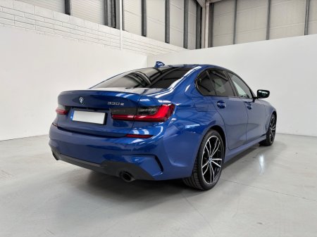 2022 BMW 3-Series - photo 4