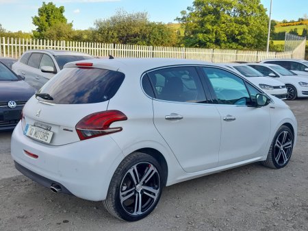 2017 Peugeot 208 - photo 10