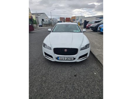 2017 Jaguar XF - photo 32