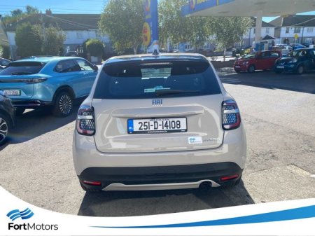 2025 Fiat 600 - photo 11