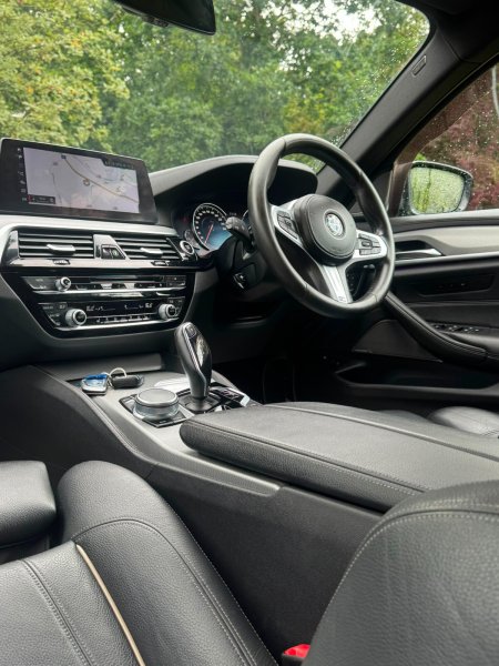2017 BMW 5-Series - photo 14