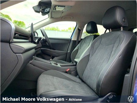 2027 Volkswagen T-Roc - photo 4