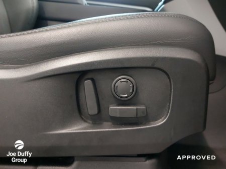 2024 Land Rover Defender - photo 29