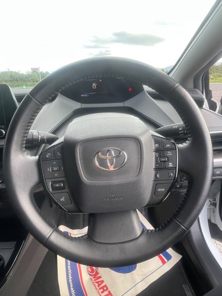 2023 Toyota Prius - photo 13