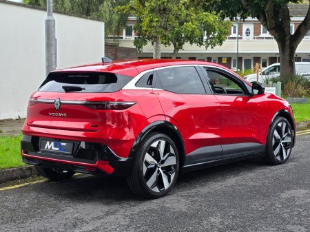 2024 Renault Megane E-Tech - photo 8