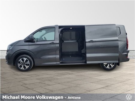 2027 Volkswagen Transporter - photo 9