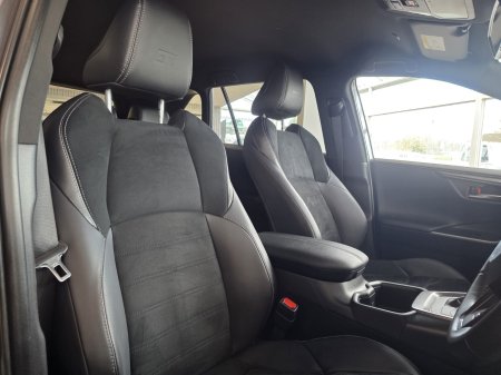 2025 Toyota RAV4 - photo 14