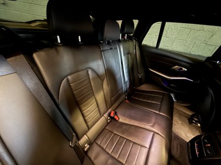 2022 BMW 3-Series - photo 7