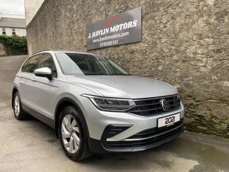 2021 Volkswagen Tiguan - photo 2