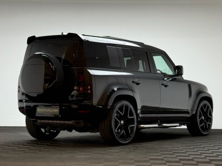 2024 Land Rover Defender - photo 7