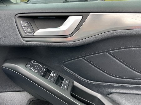 2019 Ford Focus - photo 13