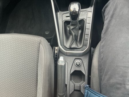 2025 Volkswagen Polo - photo 20