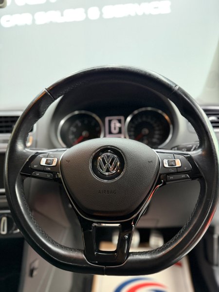 2015 Volkswagen Polo - photo 9