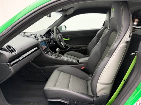 2024 Porsche Cayman - photo 17
