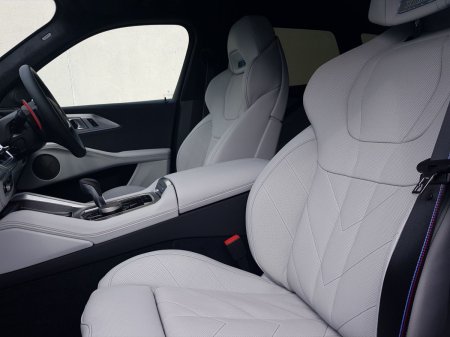 2026 BMW XM - photo 7