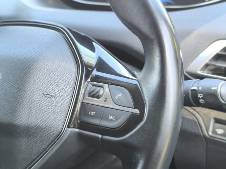 2022 Peugeot 5008 - photo 18