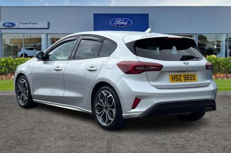 2024 Ford Focus - photo 2