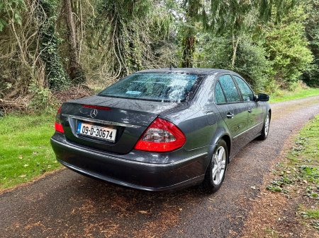 2009 Mercedes-Benz E-Class - photo 3