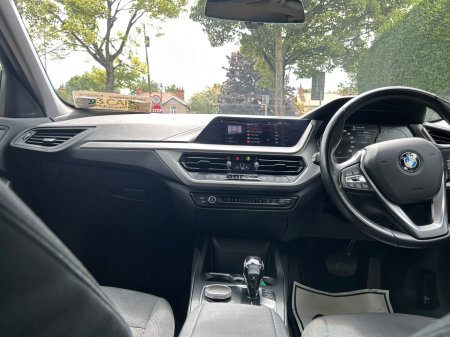 2021 BMW 1-Series - photo 14