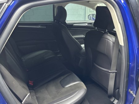 2017 Ford Mondeo - photo 10