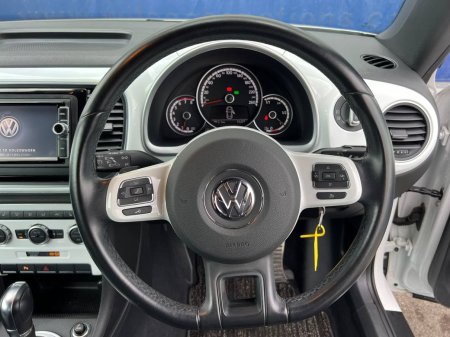 2014 Volkswagen Beetle - photo 4