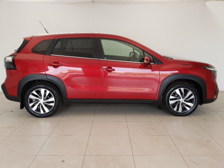 2023 Suzuki SX4 - photo 2