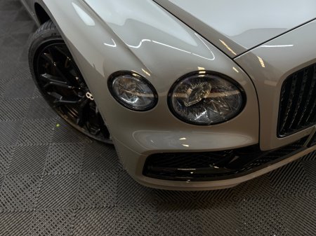 2023 Bentley Flying Spur - photo 11
