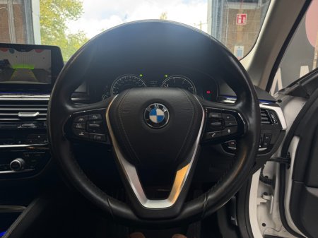 2017 BMW 5-Series - photo 15