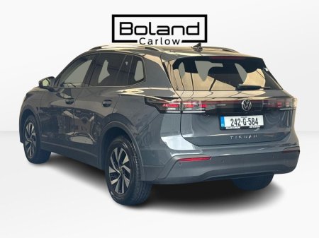 2024 Volkswagen Tiguan - photo 3