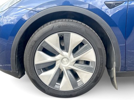 2023 Tesla Model Y - photo 4