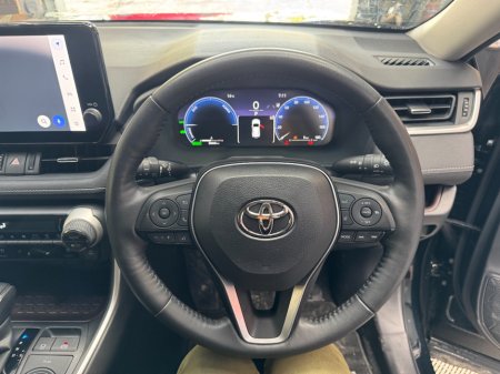 2024 Toyota RAV4 - photo 9