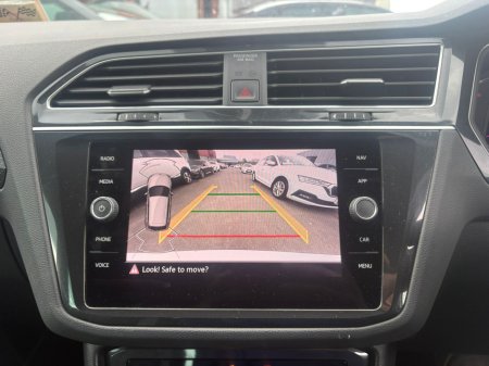 2021 Volkswagen Tiguan - photo 8