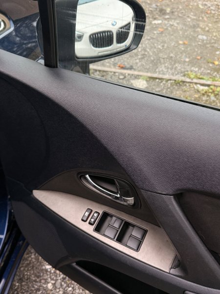 2009 Toyota Avensis - photo 34