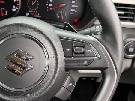 2024 Suzuki Swift - photo 8