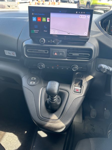 2026 Peugeot Partner - photo 10