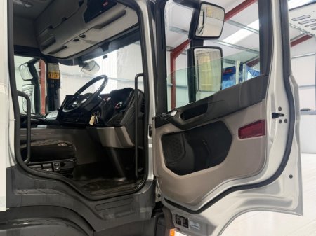 2020 SCANIA P280 - photo 12