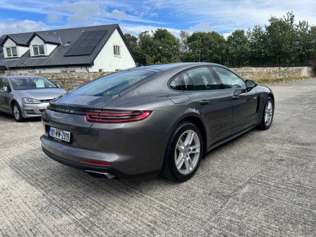 2018 Porsche Panamera - photo 3