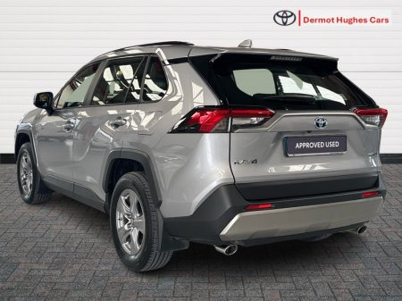 2024 Toyota RAV4 - photo 2