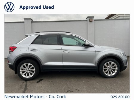 2024 Volkswagen T-Roc - photo 11