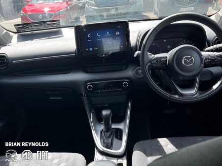 2026 Mazda Mazda2 - photo 2